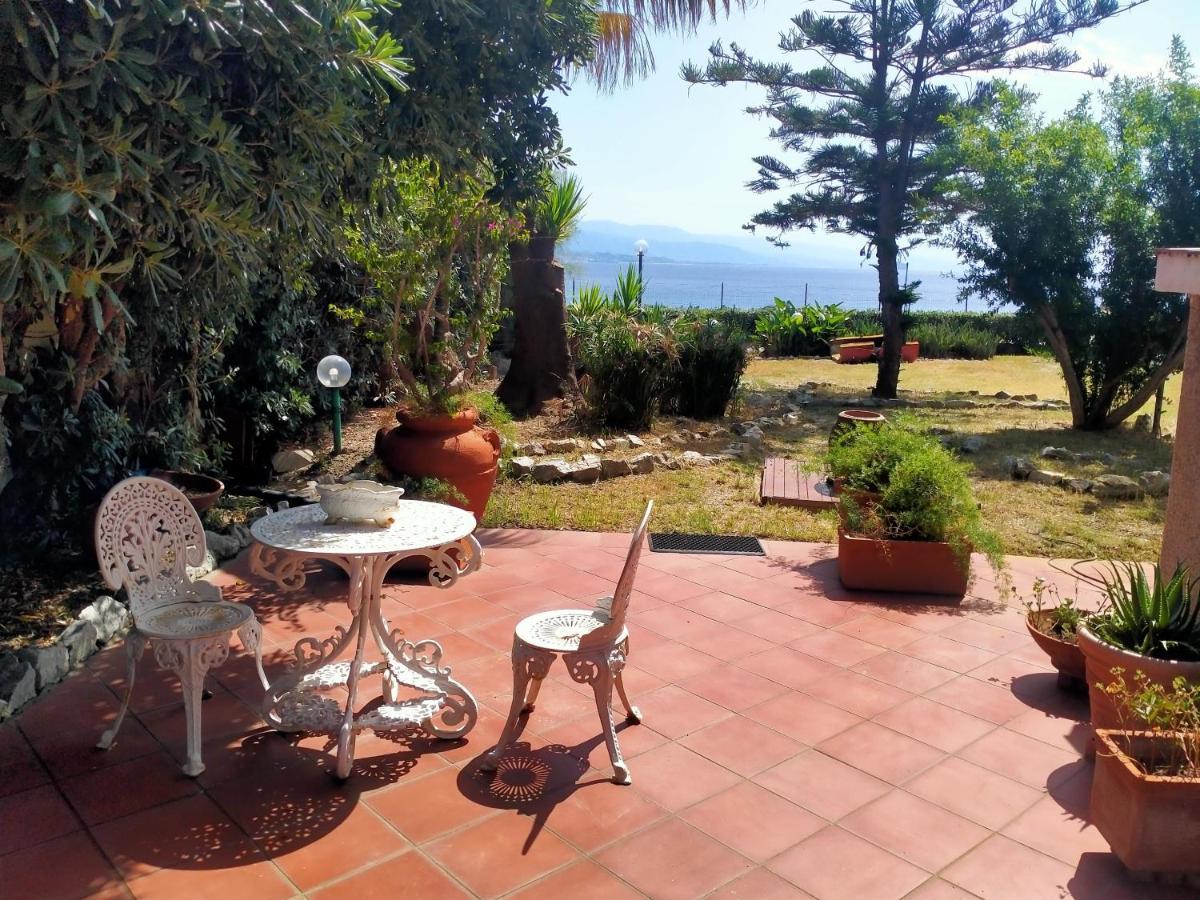 Villa Sullo Stretto Sant'Agata  Exterior photo